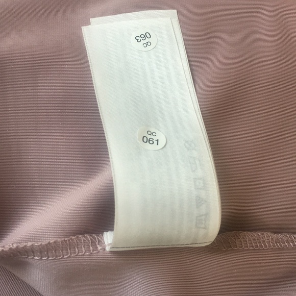 ❤️VELVET Abercrombie & Fitch mauve tank NWOT - Picture 5 of 8